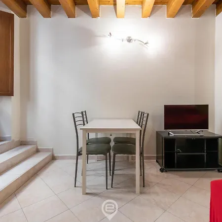 Wonderful Casa Simona - Centre Apartment Cagliari